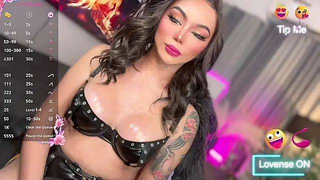 Snapshot of sassy_olivia chatting on 9, 10, 2025 sassy olivia online show from 9, 10, 2025