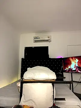 Snapshot of Yukie_selfsucker chatting on 28, 11, 2025 Yukie selfsucker online show from 28, 11, 2025