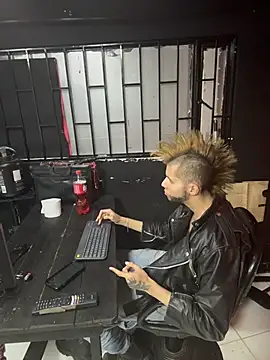 Snapshot of Master_rudeboy chatting on 17, 11, 2025 Master rudeboy online show from 17, 11, 2025