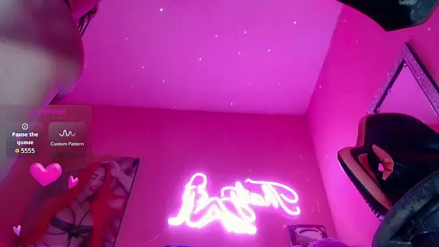 Snapshot of Latinabigcock chatting on 21, 6, 2026 Latinabigcock online show from 21, 6, 2026