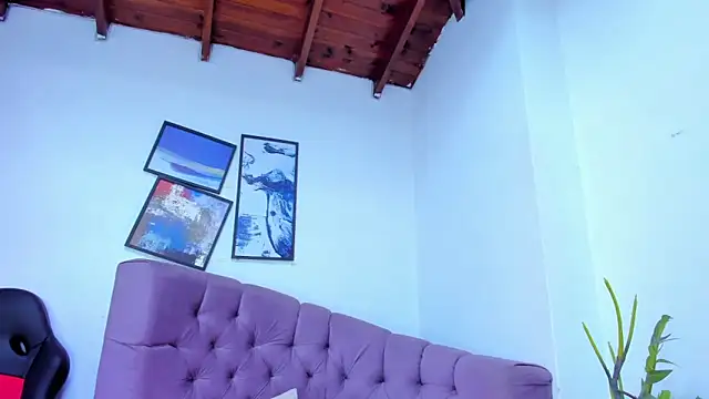 Gretta Queen online show from 5, 10, 2025