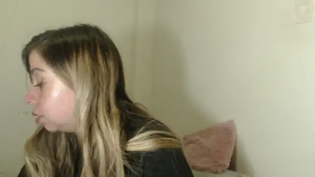 SweetSofty online show from 9, 9, 2025