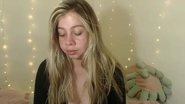 SweetSofty online show from 6, 10, 2025