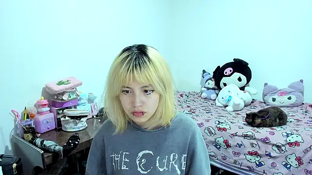 Akane-Mou online show from 26, 9, 2025