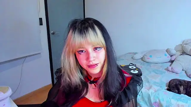 Akane-Mou online show from 30, 12, 2024