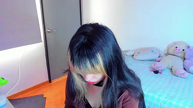 Akane-Mou online show from 18, 1, 2025