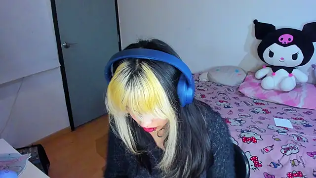 Akane-Mou online show from 17, 3, 2025