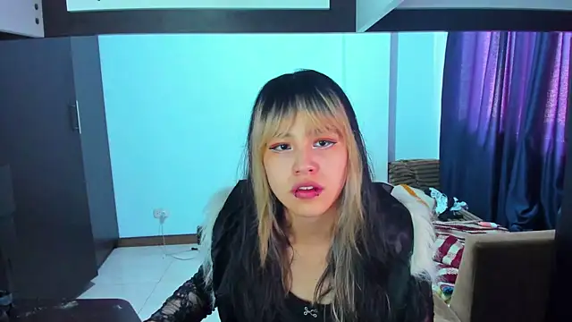 Akane-Mou online show from 25, 1, 2025