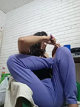 valeriaswang Lucas online show from 12, 1, 2026