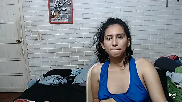 Snapshot of valeriaswang_Lucas chatting on 11, 7, 2026 valeriaswang Lucas online show from 11, 7, 2026