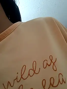 valeriaswang Lucas online show from 11, 9, 2025