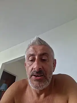 Snapshot of cuci45 chatting on 1, 7, 2026 cuci45 online show from 1, 7, 2026