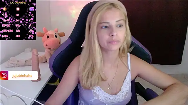 jujubinhahot online show from 7, 3, 2025