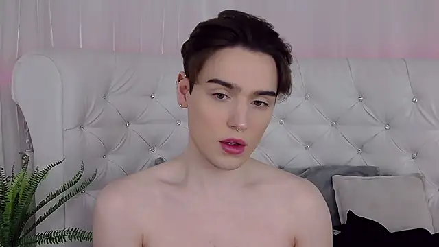 RobbyCharming online show from 11, 4, 2026