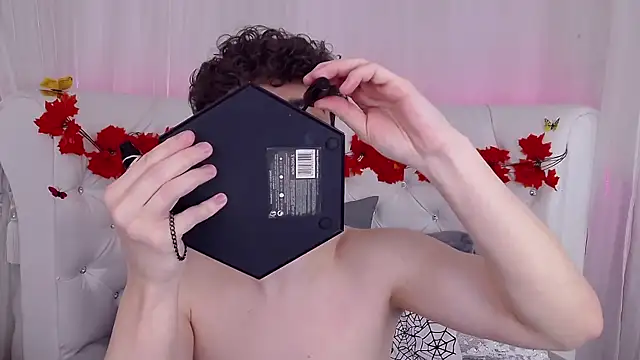 RobbyCharming online show from 29, 10, 2025