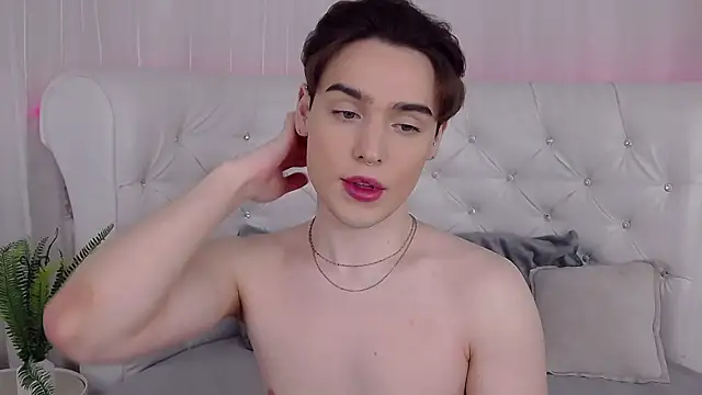 RobbyCharming online show from 4, 4, 2026