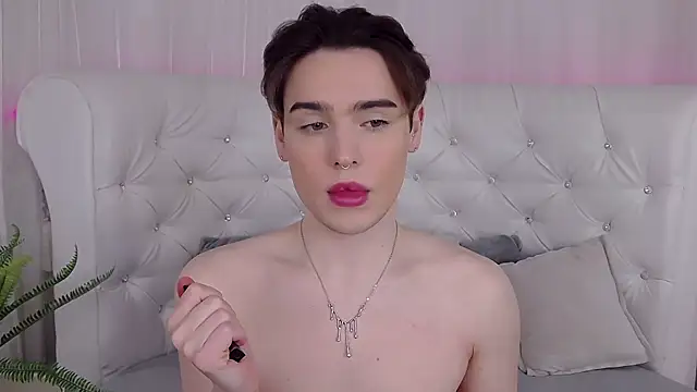 RobbyCharming online show from 5, 4, 2026