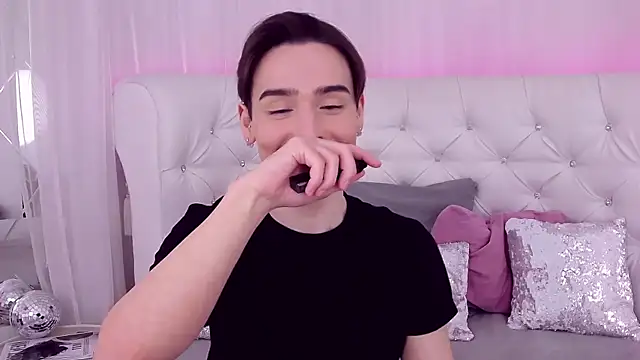 RobbyCharming online show from 1, 3, 2025