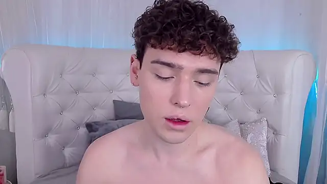 RobbyCharming online show from 6, 11, 2025