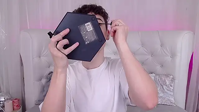 RobbyCharming online show from 3, 10, 2025