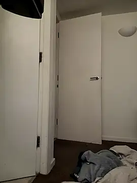 uk-bobbie-uk online show from 1, 3, 2025