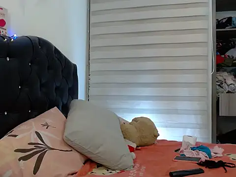 gooddes303salome online show from 17, 11, 2025