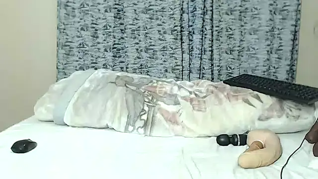 BELINDAXXXXX online show from 16, 3, 2026