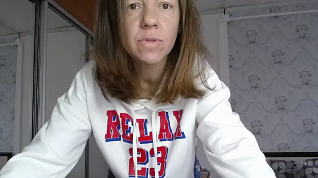 Snapshot of Popppka chatting on 25, 10, 2025 Popppka online show from 25, 10, 2025