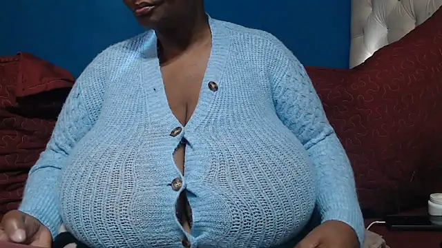CUTEFIRMMELONSS online show from 25, 5, 2026