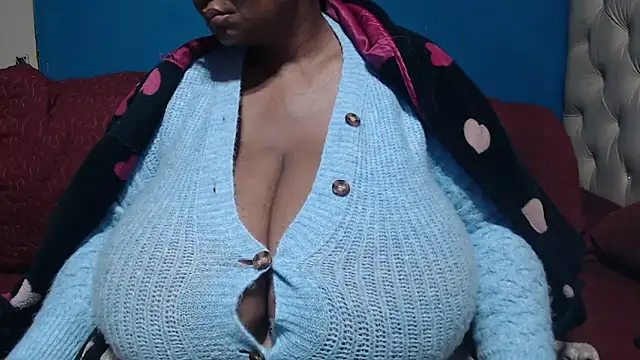 CUTEFIRMMELONSS online show from 27, 5, 2026