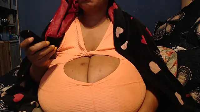 CUTEFIRMMELONSS online show from 20, 9, 2025