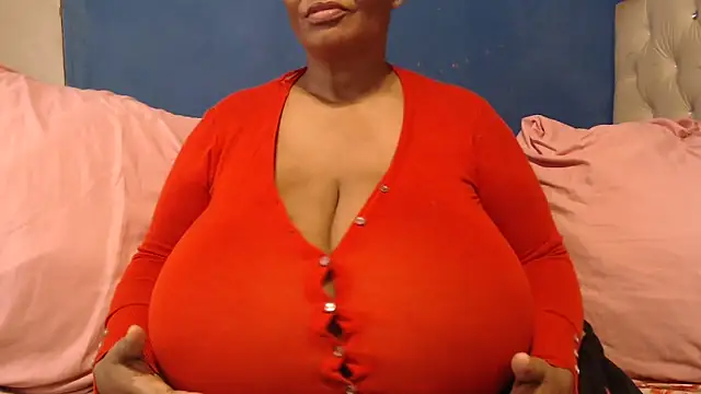 CUTEFIRMMELONSS online show from 2, 10, 2025