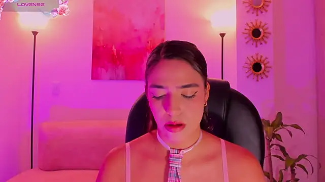 MariamRivera  online show from 26, 9, 2025