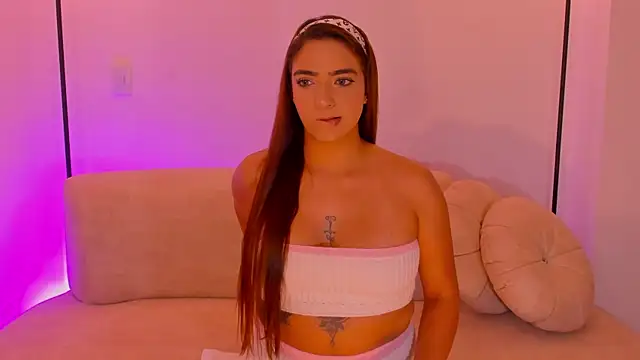 MariamRivera  online show from 12, 9, 2025