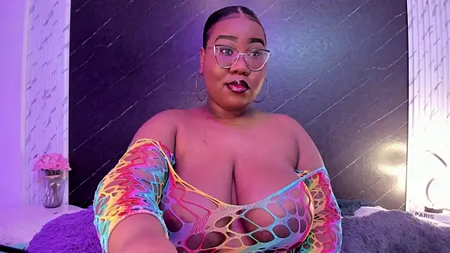 Darnellqueen online show from 26, 11, 2025