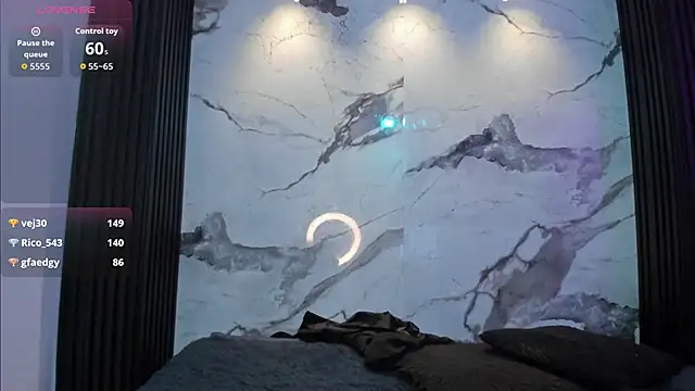 Darnellqueen online show from 14, 2, 2026