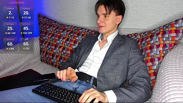 maxboy4 online show from 20, 1, 2025