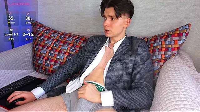 maxboy4 online show from 7, 3, 2025