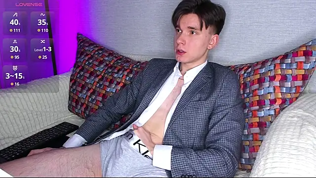 maxboy4 online show from 3, 2, 2025