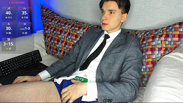 maxboy4 online show from 6, 1, 2025