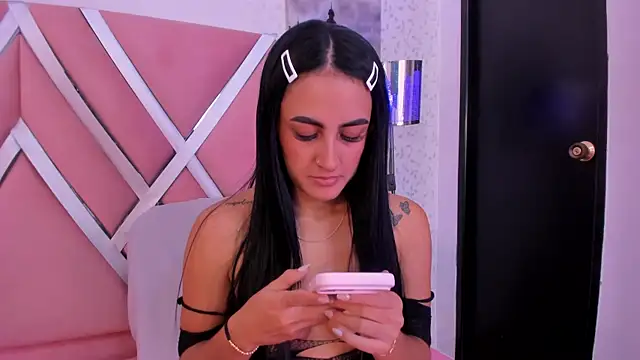 Snapshot of Helenn_monroy1 chatting on 27, 2, 2026 Helenn monroy1 online show from 27, 2, 2026