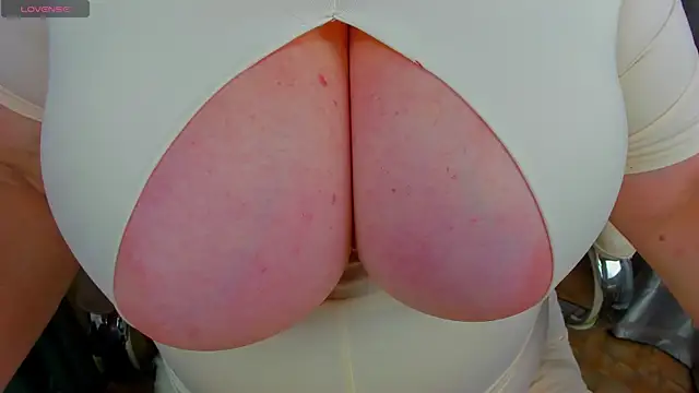 Snapshot of 77Sambuca77 chatting on 8, 7, 2026 77Sambuca77 online show from 8, 7, 2026