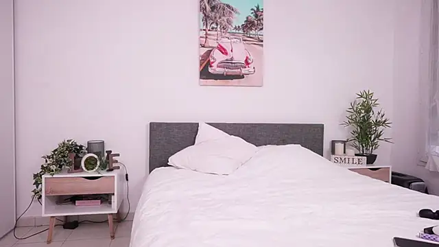 Snapshot of Bella_Twine chatting on 9, 3, 2025 Bella Twine online show from 9, 3, 2025