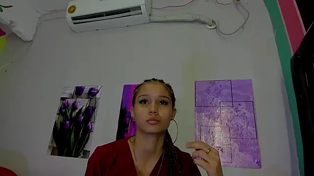 Snapshot of MarianaManzur chatting on 17, 3, 2025 MarianaManzur online show from 17, 3, 2025