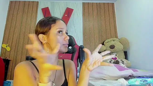 MarianaManzur online show from 24, 2, 2026