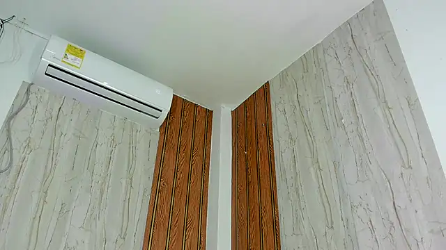 Snapshot of MarianaManzur chatting on 13, 11, 2025 MarianaManzur online show from 13, 11, 2025