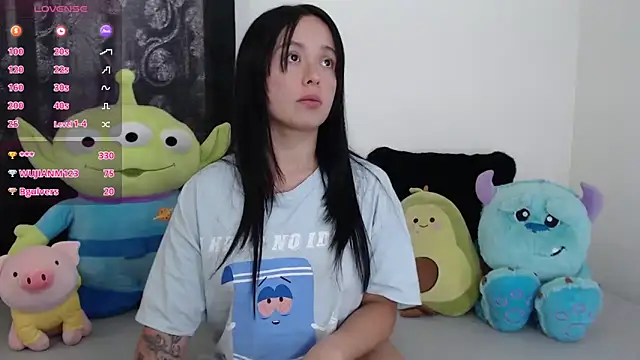 Snapshot of it_l chatting on 18, 3, 2025 it l online show from 18, 3, 2025