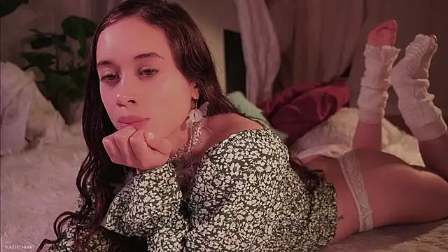 Snapshot of _Avriles_ chatting on 28, 2, 2026 Avriles online show from 28, 2, 2026