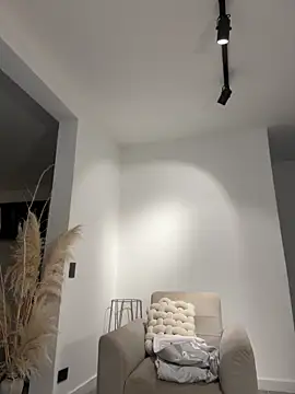 EllaSanz  online show from 23, 9, 2025