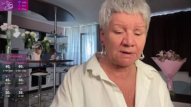 Snapshot of roxana_brooks chatting on 19, 3, 2025 roxana brooks online show from 19, 3, 2025